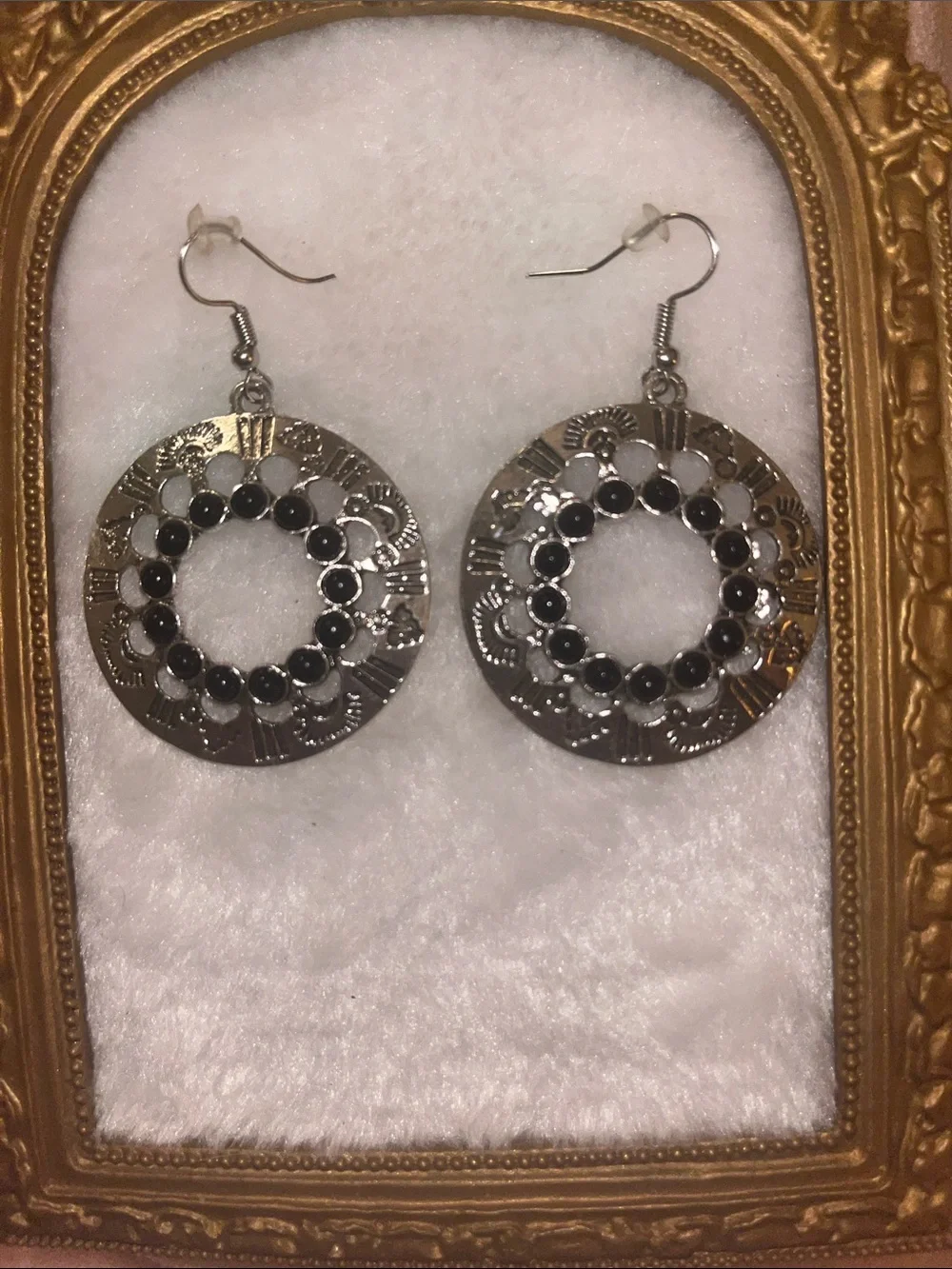 N/A elegant silver